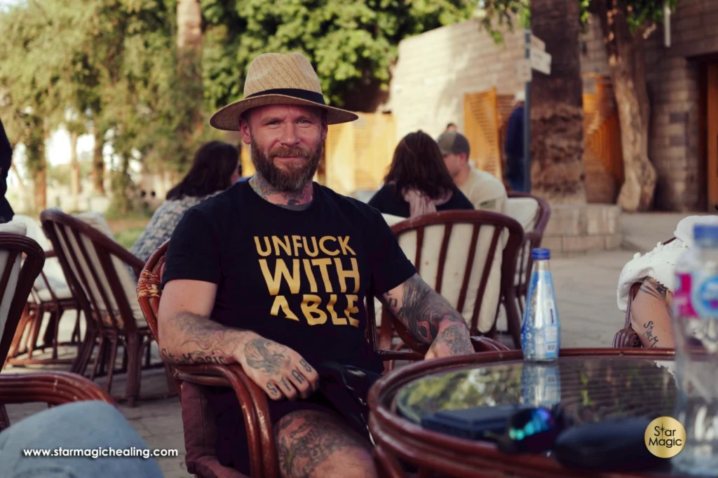 02.Egypt_Star_Magic_Healing_Tour_Jerry_Sargeant
